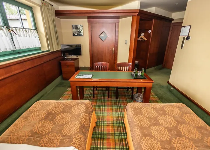 Wawrzyniak מלון 4*